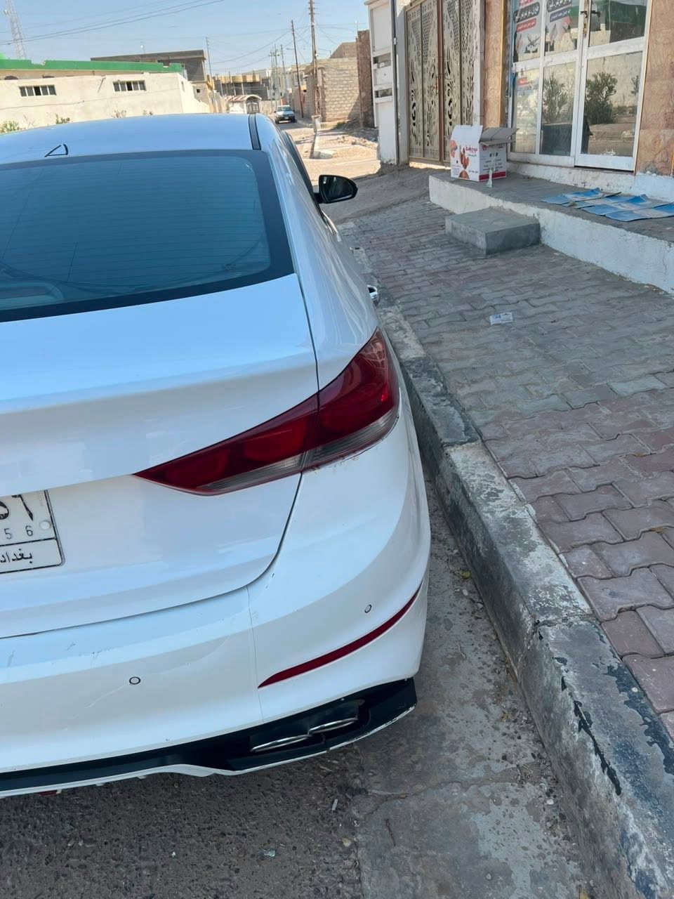 النترا خليجي موديل 2019
رقم بغداد تحويل مباشر 
فول مواصفات 
فتحه سقف 
تبريد قطعتين 
مري شفط 
محرك 2000دوش 
بصمه مو سويج 
ويل حجم 17بلادي
شاشه بلادي 
فووول تحكمات 
سياره بيها قطعتين صبغ اثر شخوط فقط 
الباقي كفاله عامه 
محرك كير كفاله
سياره جاهزه اي نقص مابيها 

 مكان السياره الانبار الخالديه  السعر 145وبيها مجال 
***********
