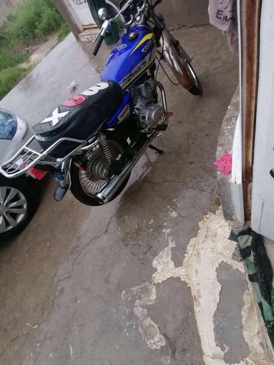 السلام عليكم
دراجه تايكر 2020 كفاله محرك وشاصي الدراجه نضيفه 3كارتونيه من ضمن الدراجه انضف من الصور سعرها 450مجالها قليل 
مكاني واسط الشحيميه قريه 6.
***********
