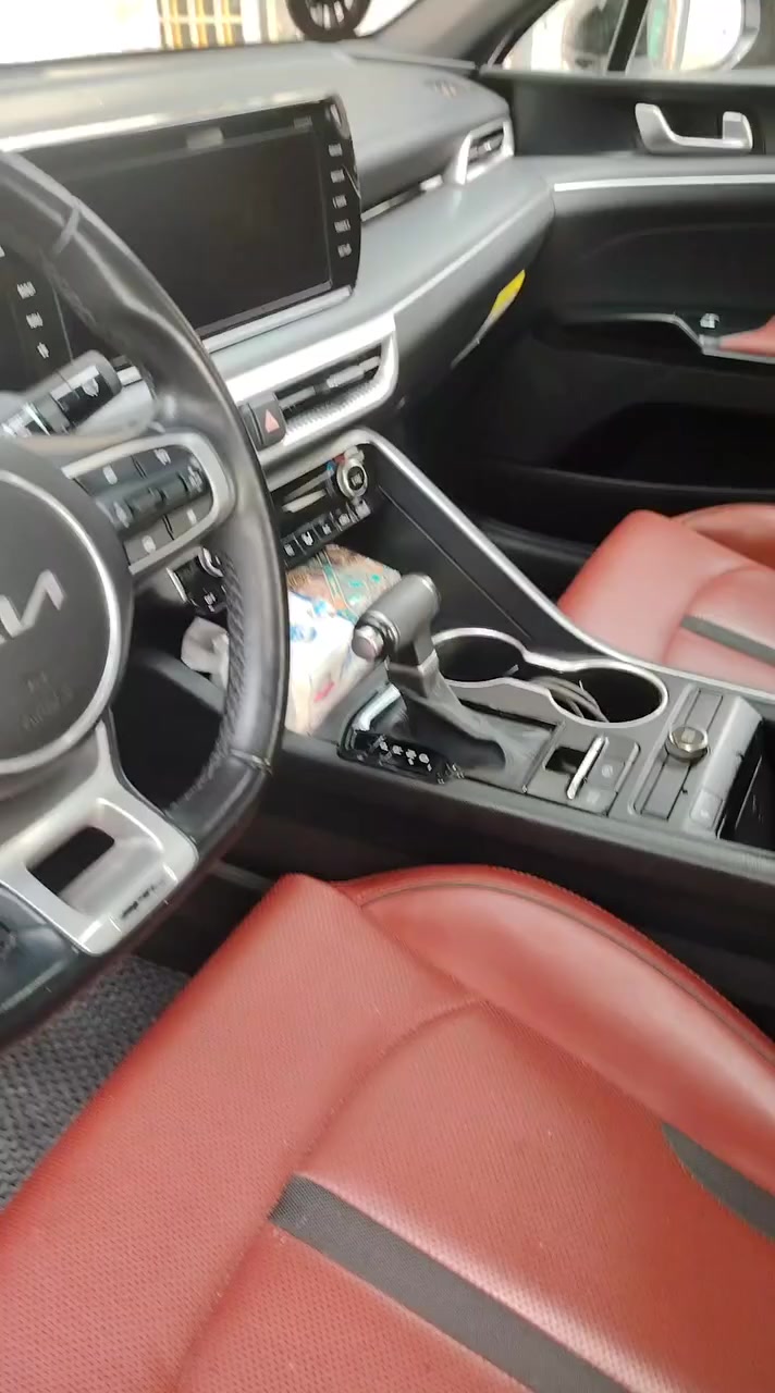 مطلوب دورنكو او جيب مراوس ب 
k5 
موديل 23
فول مواصفات رقم بغداد معوقين بدون ارباك ماشيه 35 
***********
