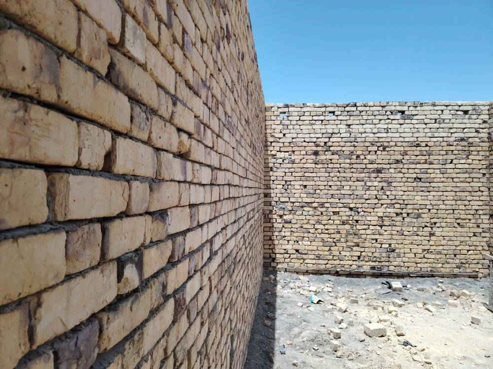 خلفه بناء نعمل على الدبل او مكطوعه ***********
