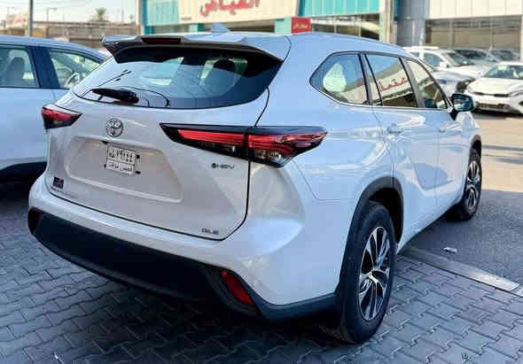 ♻️  تويوتا هايلندر GLE خليجي  2025 ♻️
  سعودي  ( عبد اللطيف جميل ) km.0 

سيارة تجمع بين الفخامة، الأداء القوي، والتكنولوجيا المتطورة🔝

فول مواصفات  GLE
🚘 الموديل 2025 خليجي
🚘 المحرك 2500 هايبرد
🚘  7 راكب
🚘 فتحه سقف سلايت
🚘 صندوق كهرباء 
🚘 كيجات ديجيتل رقمية
🚘 شاشة كبيرة + كاميرا خلفيه 
🚘 بردات ابواب خلفيه + بردة خلفيه
🚘 كرسي السائق كهرباء
🚘 هند بريك كهربائي 
🚘 حساس خلفي + امامي
🚘 مري قابل للطي كهرباء
🚘 3 انظمه قيادة 
🚘 لايت فول زينون بك لايت LED
🚘 ويل كب قياس 18 أنش 🛞
🚘 تحكم تبريد خلفي منفصل
🚘 منافذ USB + TPC
🚘  باقي مواصفات الهايلاندر معروفه  
 
 ‼️لمعرفه السعر علق برقم 1 ‼️
نتعامل  ( بيع - شراء - مراوس -تسليم فوري )

عنوان الشركة📍.. بغداد - معارض البياع - الشارع الرئيسي

اوقات الدوام جميع ايام الاسبوع 
من الـ 10 صباحاً الى الـ 9:30 مساءً  ⏰

للاستفسار يرجى الاتصال على الارقام الاتية 📱:
 
***********📲
*********** 📲

📲‏‭***********‬
***********📲

📲‏‭***********‬
***********📲

‎ 🌹🌹تفضلو بزيارتنا واهلاً وسهلاً بالجميع
