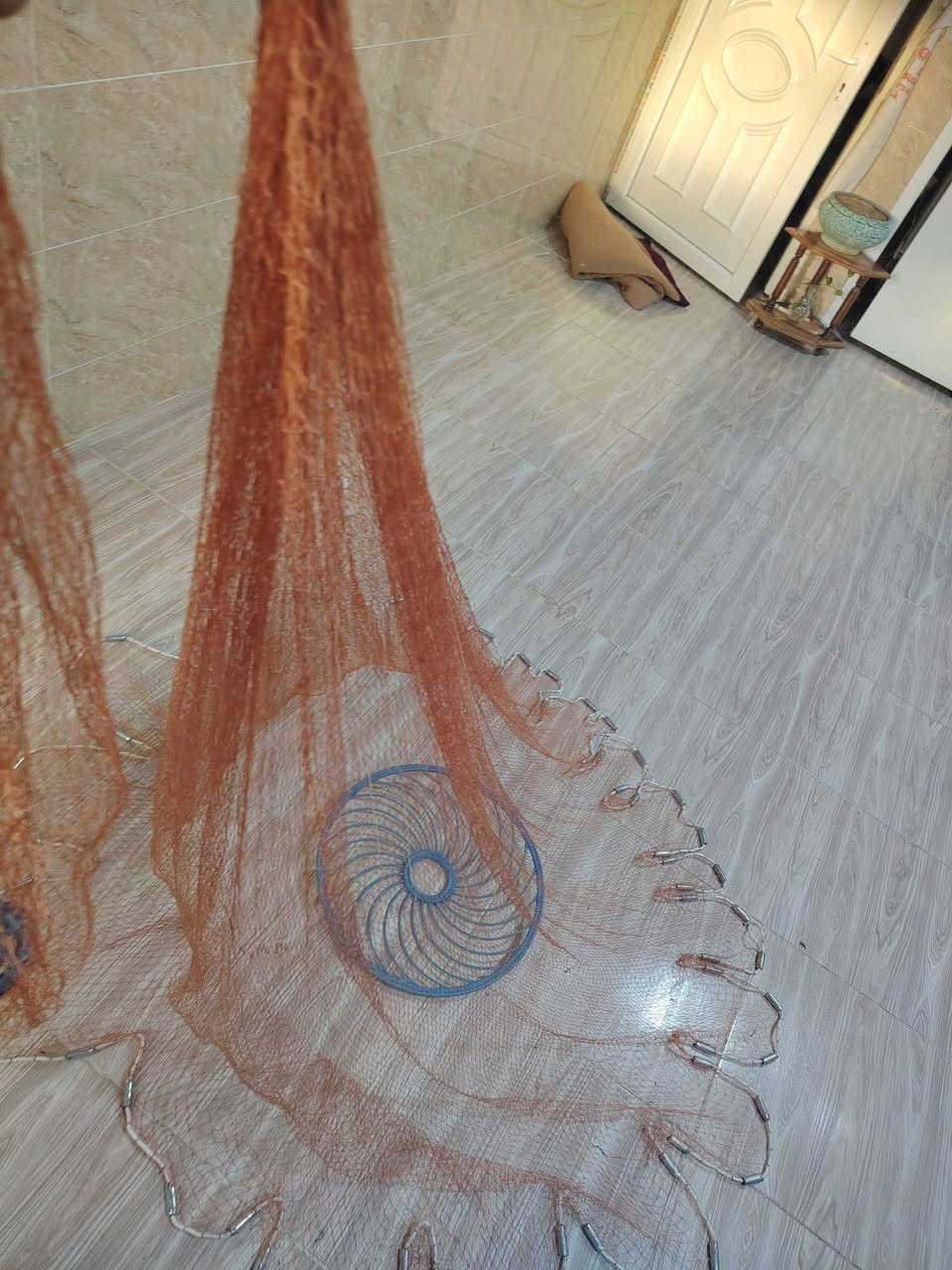 سليه إصبع طول 3امتار
مره وحده مستخدمه ماعرفله للبيع ويا حبل 15 متر بشرط مابي اي شك او خياط ***********
سعره 25
