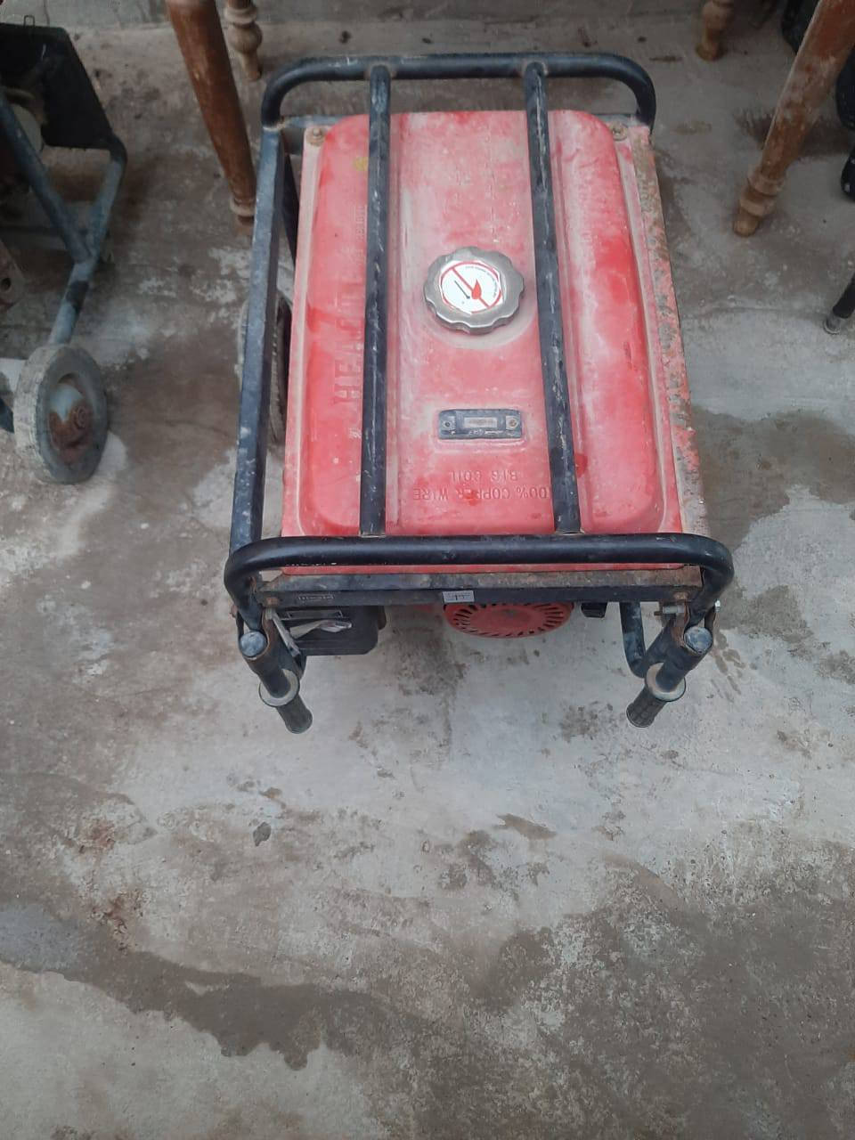 غراظ لالبيع كلشي وسعرا كلهن شغالت بل شرط مكاني بعقوبه المفرك رقم الهاتف ***********
