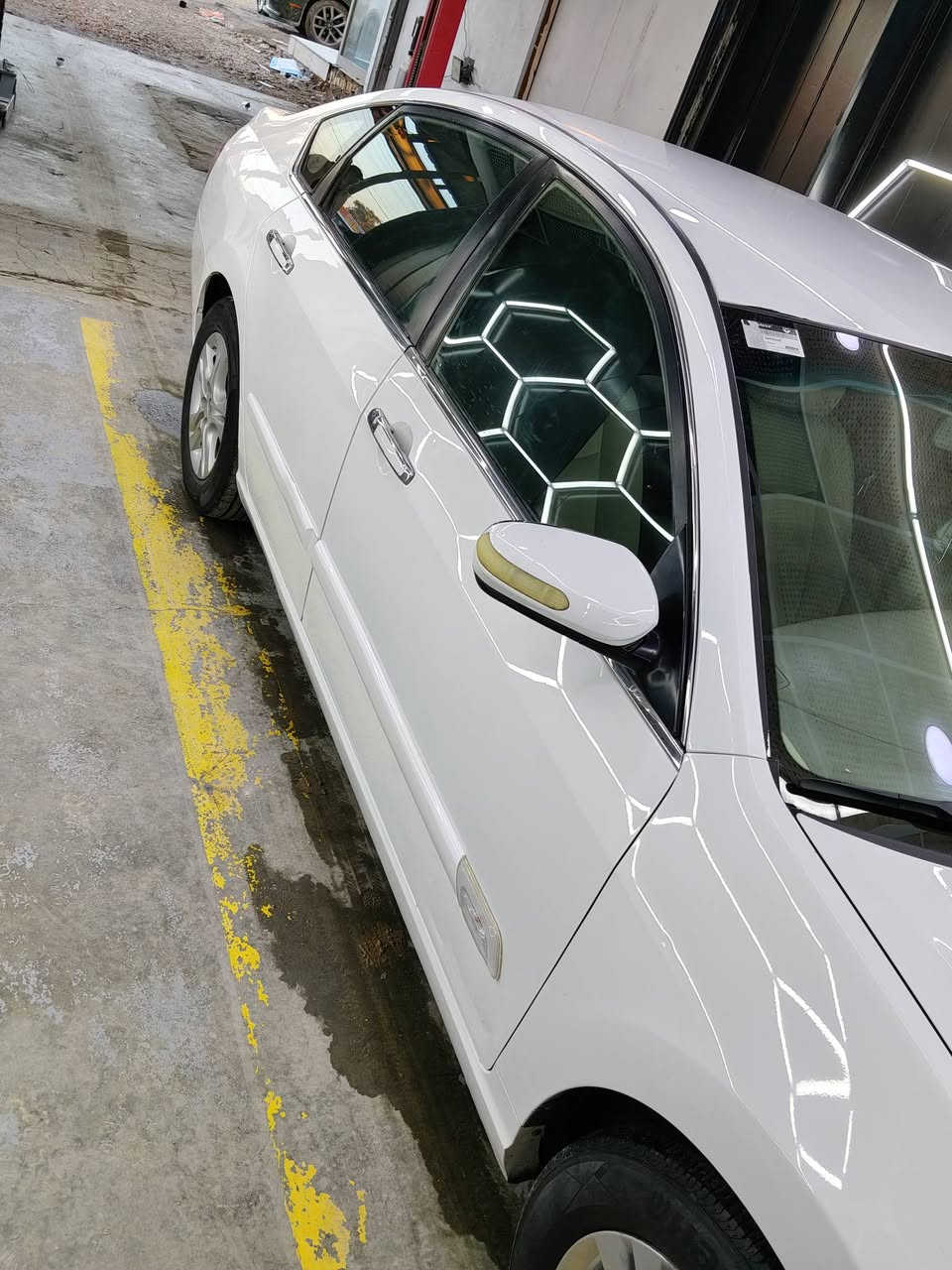 سافران موديل 11 بيها فقط باب وجاملغ الخلفي خلف السايق صبغ بدون حادث او داخل وبيها مكانات بارد قليله حداديه ورة وكدام جدد شرط سفنجه مكينه وكير مكفولات تبريد تدفئه ضفيرة كلها ع وضع شركه جديد رقم اربيل قديم سنويه نافذة تريد وكاله لو مداور بكيفك دواخل جديدة نظام سبورت كشنات تدفئه مري شفط لايت زنون اصل مكاني ديوانيه *********** السعر 100
