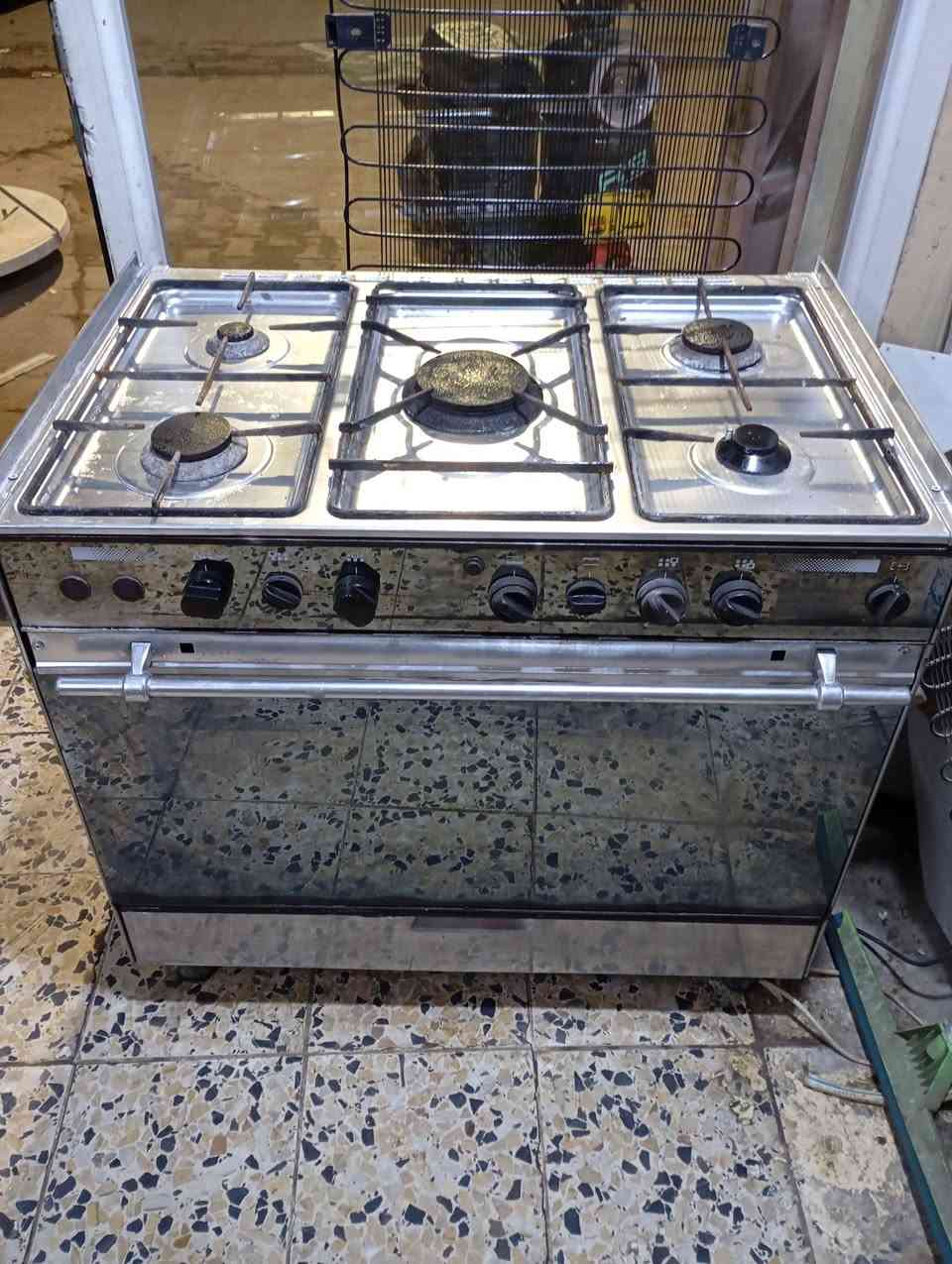 الطباخ ب125والبراد 50واذا ثنينهن بيهن مجال الشراي يجي خاص


**إذا كنت صاحب هذا الإعلان وتريد حذفه لأي سبب، رجاءا أرسل رسالة إلى الدعم الفني**