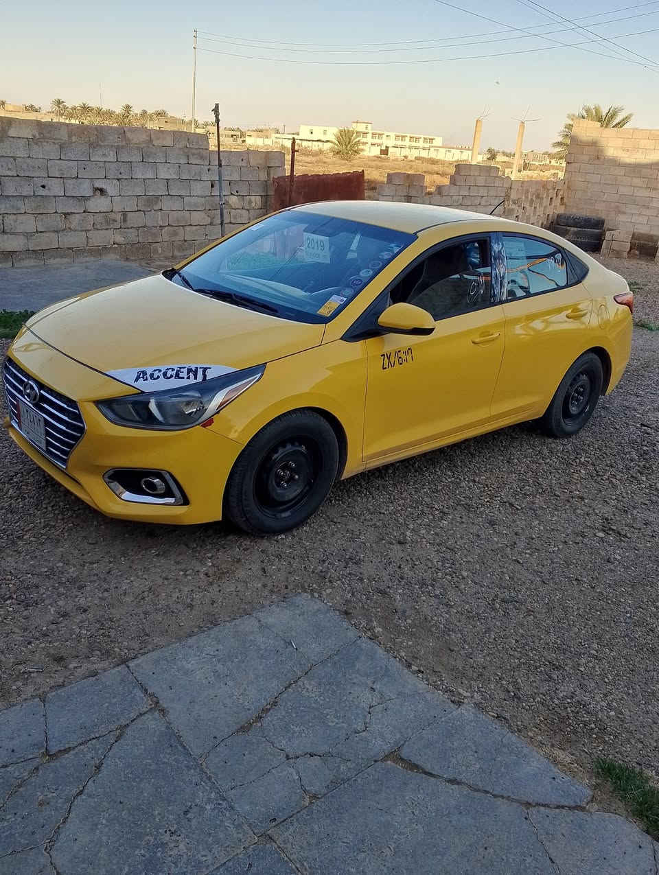 سلام عليكم للبيع هونداي اكسنت 2019 وارد امريكي محرك 1600 رقم انبار الماني مصفره هيئه وغرامات تحويل مباشر سياره نظيفه وجاهزه مابيهه نقص ناعمه وقتصاديه مكينه وگير مكفولات صدر امامي وخلفي جديد تخم تاير جديد كهربائيات كلهه شغاله تبريد ثلج السعر 88ورقه مكان الرمادي الشراي يتصل رقم الهاتف ***********
