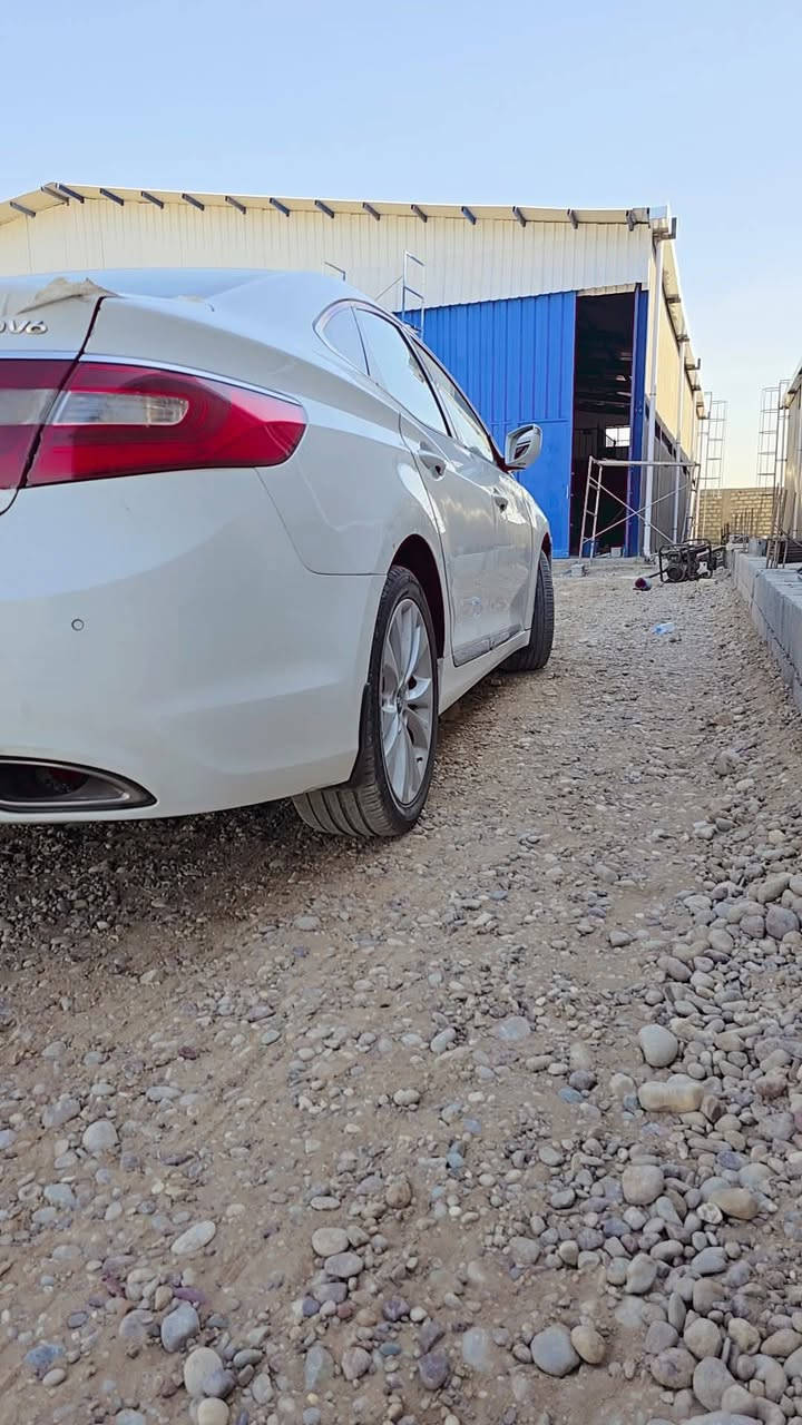 مال مستعجل ازيرا 2014 سعر105 ورقه السياره فول ماعدا البنوراما .
سياره كير محرك تبريد قطعتين كهربائيات كفاله .شغل واطلع وين ميعجبك .السياره بيهه ضربه بالجاملغ الامامي وجه الصندوق ضربه بسيطه فقط بدون بارد وبدون تبديل بيهه قطع صبغ جماليه ابيع احزام  محرك v6 .3000 .المرغوب 

السياره تخبل وجاهزه تريد تحويل تريد وكاله 

العنوان بغداد جسر ديالى ***********

***********
