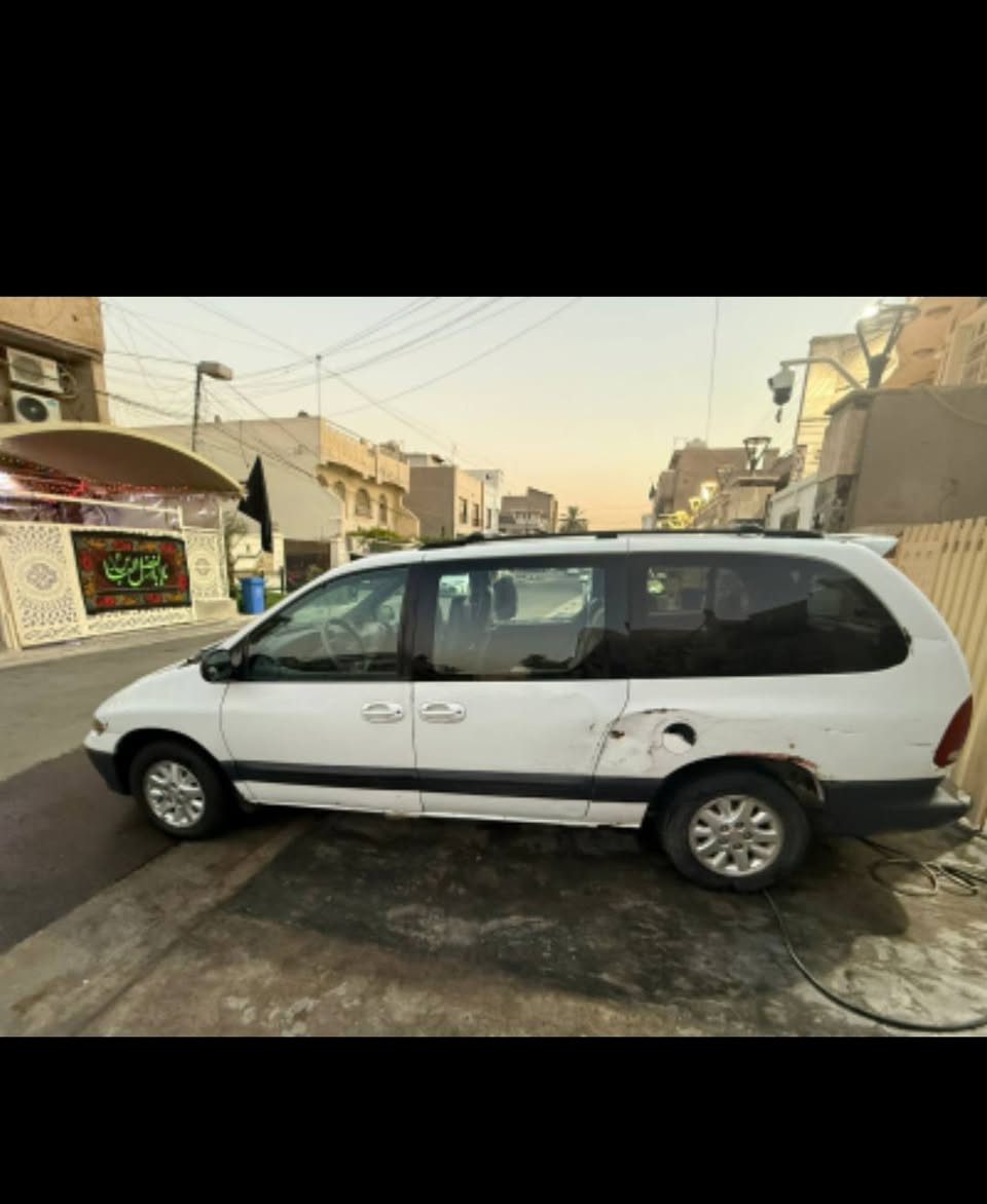 دوج كرفان موديل 2000
مكينة و كير جديد تبريد شغال تخم تاير رقم بغداد إنجليزي بأسمي سنوية 
العنوان بغداد شارع فلسطين
***********
للاستفسار على السعر اتصل على الرقم
