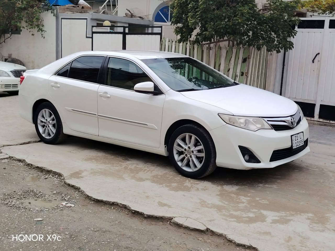 سلام عليكم للبيع تيوتا كامري 2013 خليجي البونيد صبغ وبيها كارت بلهلال جامرلغ فقط سياره بسمي نفس اليوم احولها بسمك استفساراكثر تصل *********** محرك كير مكفولات شرط مامفتوح رقم سليمانيه كلشي جديد تخم تاير صدر سياره جدا نضيفه داخل وخارج سعر 132 وبيها مجال
