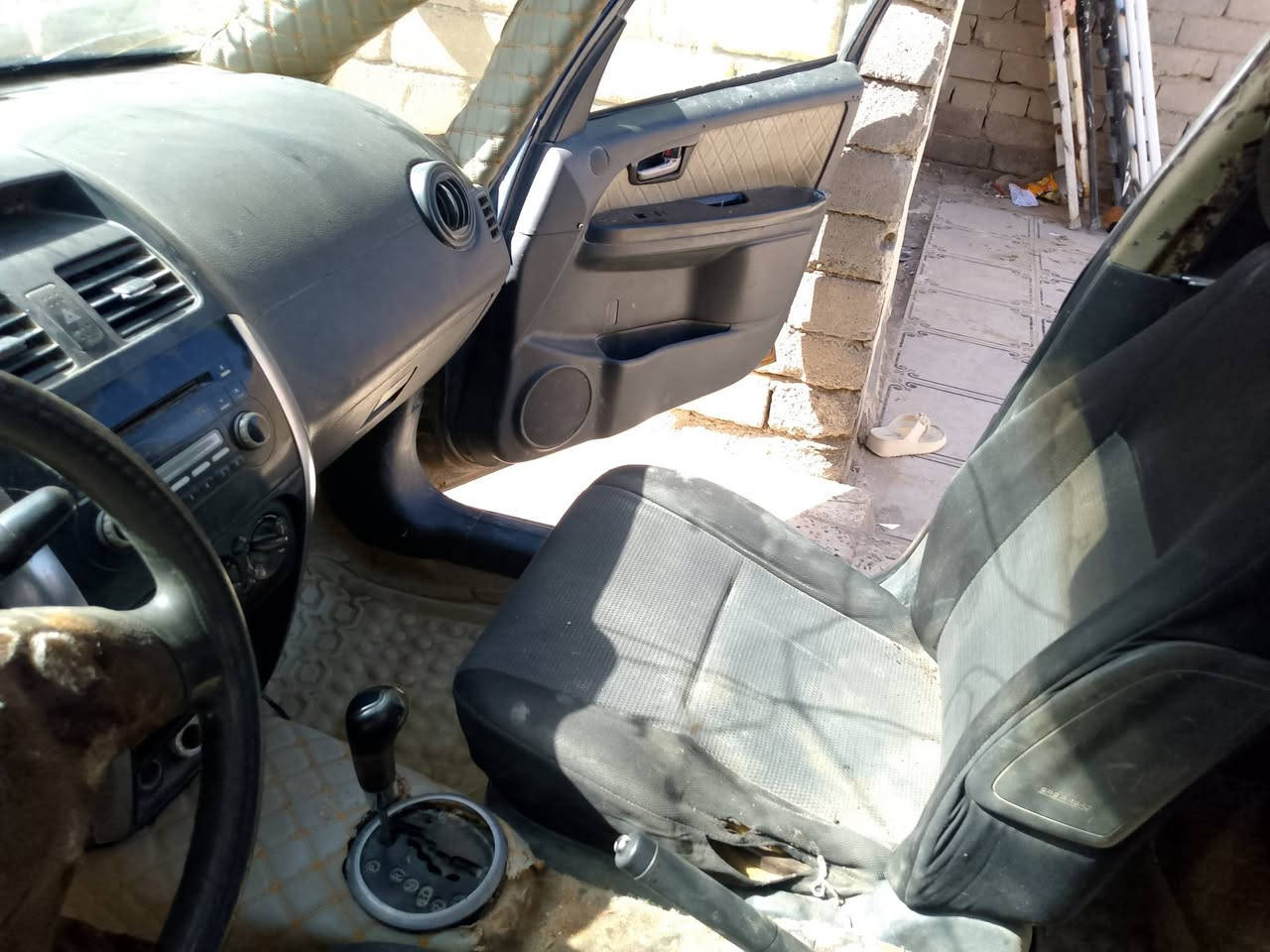 سلام عليكم سياره زازوكي ياباني 2008
بسمي مكينه كير كورلا حداديه كهربايات السعر 23      المكان ناصريه غراف رقم الهاتف  ***********.
