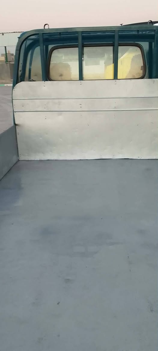 سلام عليكم فونتيره لبيع رقم وسط رقم انكليزي سنويه مجدده جديده سياره متعوب عليها حداديه أمامي وخلفي جاهز كهربائيات جاهزه كير مكينه مكفول مكينه نسمت بخار مابيه جديده سياره تحويل يمته ماتريد الاتصال على الرقم التالي ***********
