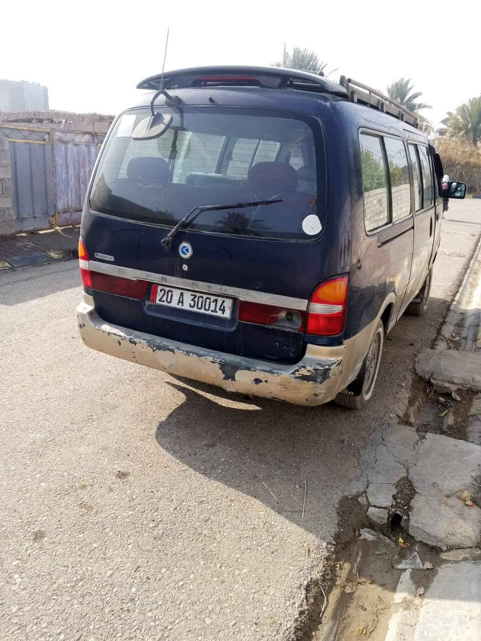 السلام عليكم بريجو 95 سنويه لل 30 دولي مصفرها هيا ومرور مقفول السياره شواصيا اربعه جدد سياره خير من الله جديده بلاديه محرك قايم بي تنقيص مكان السعر 55 وبي مجال ديالى خان بني سعد رقم الهاتف ***********
