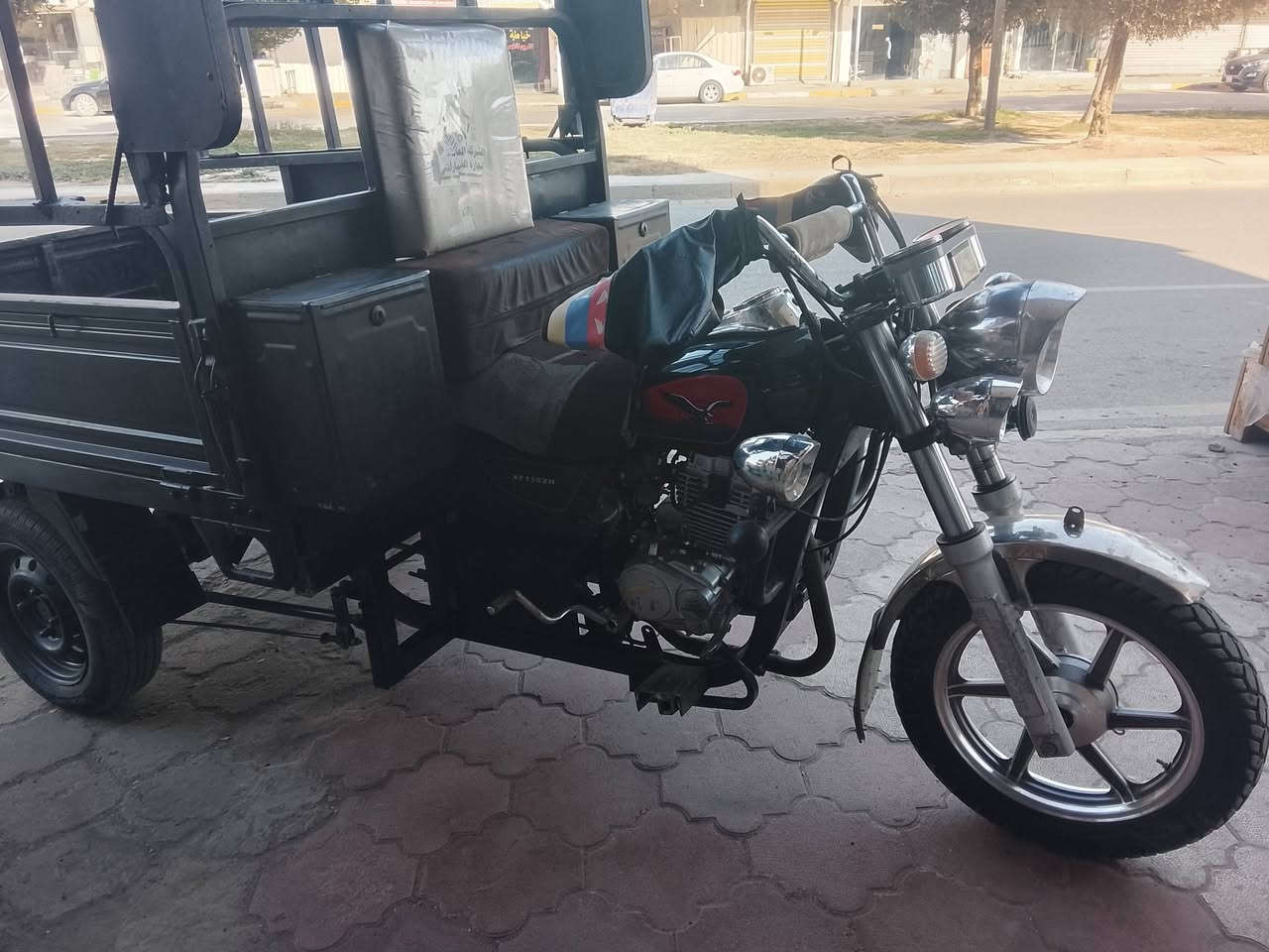 السلام عليكم ستوته مديل 19مكينه25جديده ستوته كلهه جديده اوراق بسمي السعر1800مكاني كربلاء ***********
