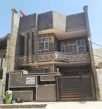 بيت للبيع • ١٥٠م • الضباط الثانيه