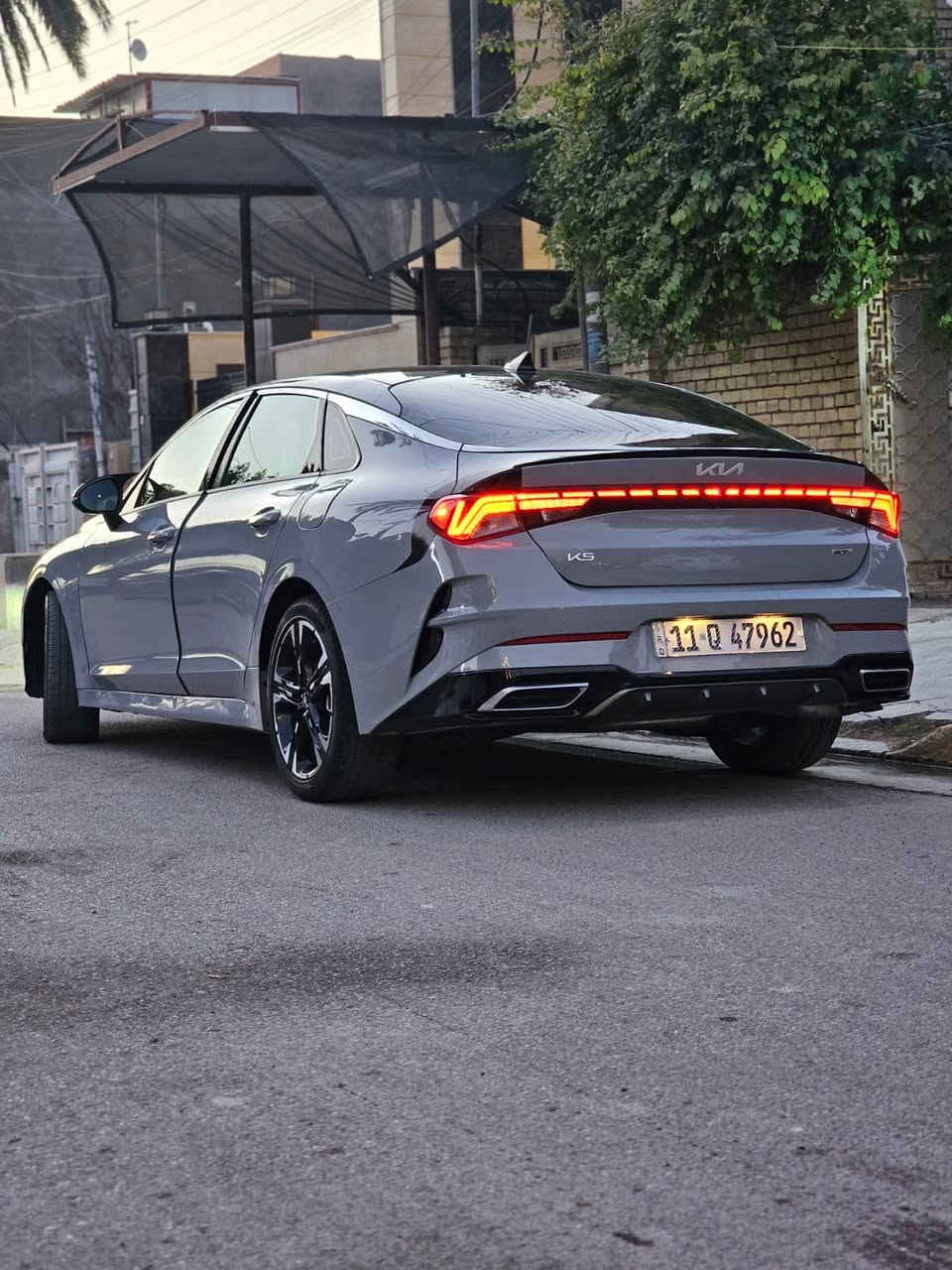 سلام عليكم 
للبيع k5 موديل 2023  gt line  مواصفات بنورما داخل جلد احمر هندر بصمه  و بصمه بيبان اضاه داخليه تشغل عن بعد شاشه كبير رادارات امامي خلفي جانبي سياره حلوه ونصبتهه حلوه بيهه كم قطعه  صبع  ايرباك برده فقط سياره معوقين ( وكاله عامه)
سعر ١٤٥ للاتصال ***********
