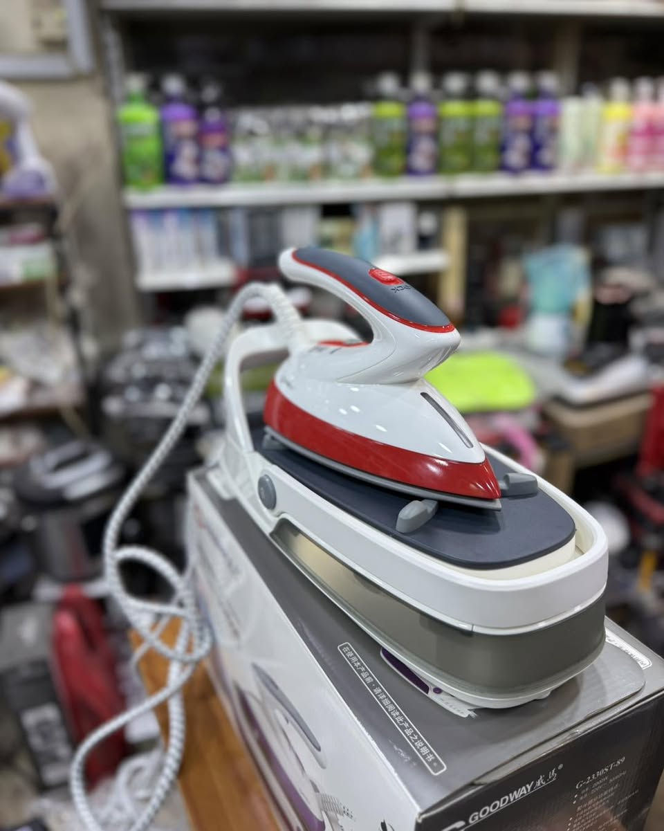 اوتي الخياطين وصل 😍

اوتي بخاري نورفا
بخار مستمر مع قاعده نانو سيراميك
لا يحرق ولا يبين لمعه في الملابس
 بقوة 2000 واط حقيقي
تحكم بالحراره مع خاصيه التنظيف الذاتي للجهاز

متوفر لدى محل سيدار للباله 

***********
