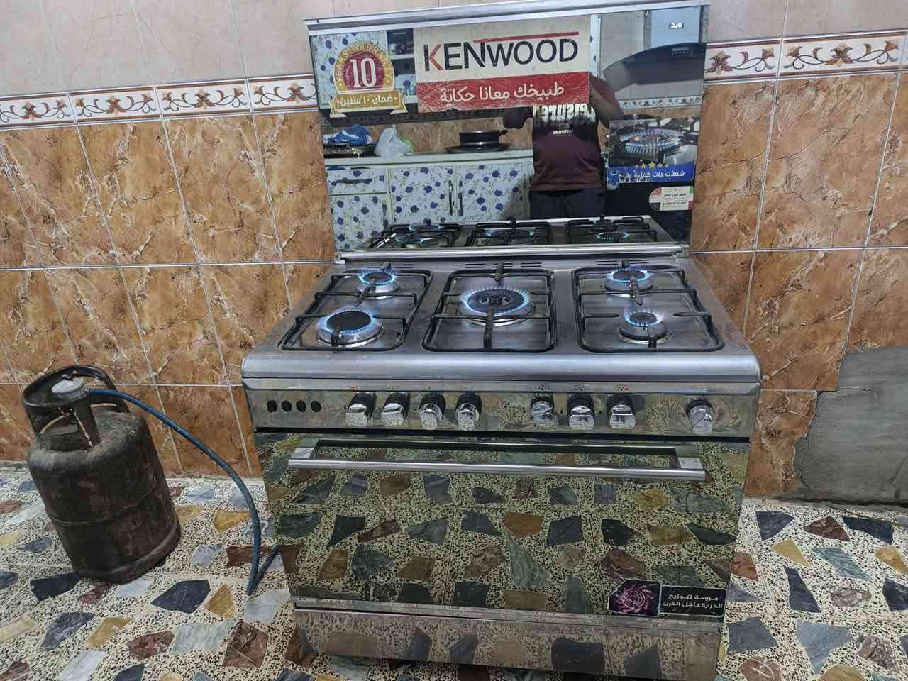 طباخ نظيف مستخدم قليل نوعيتة كينود علفحص ونارتة زرگة سعرة ١٨٠رقمي *********** مكاني مدينة الصدر
