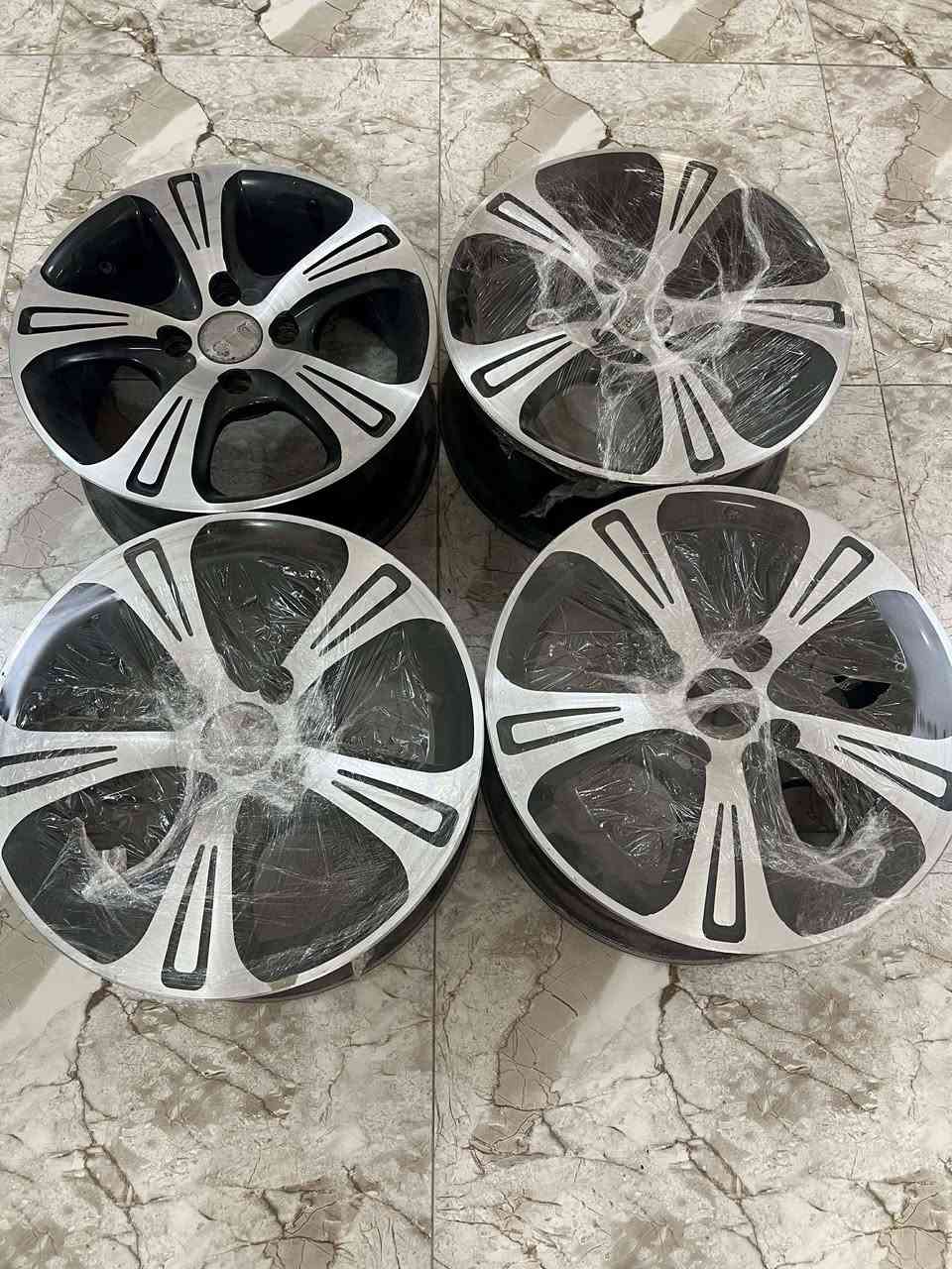 للبيع ***********
