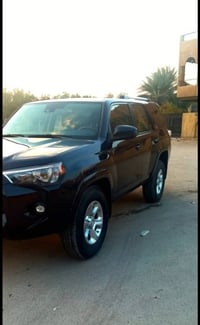 تويوتا فور رنر 2w موديل 2021 SR5 للبيع فقط ماشية ٢٤٠٠٠ الف ميل السيارة...