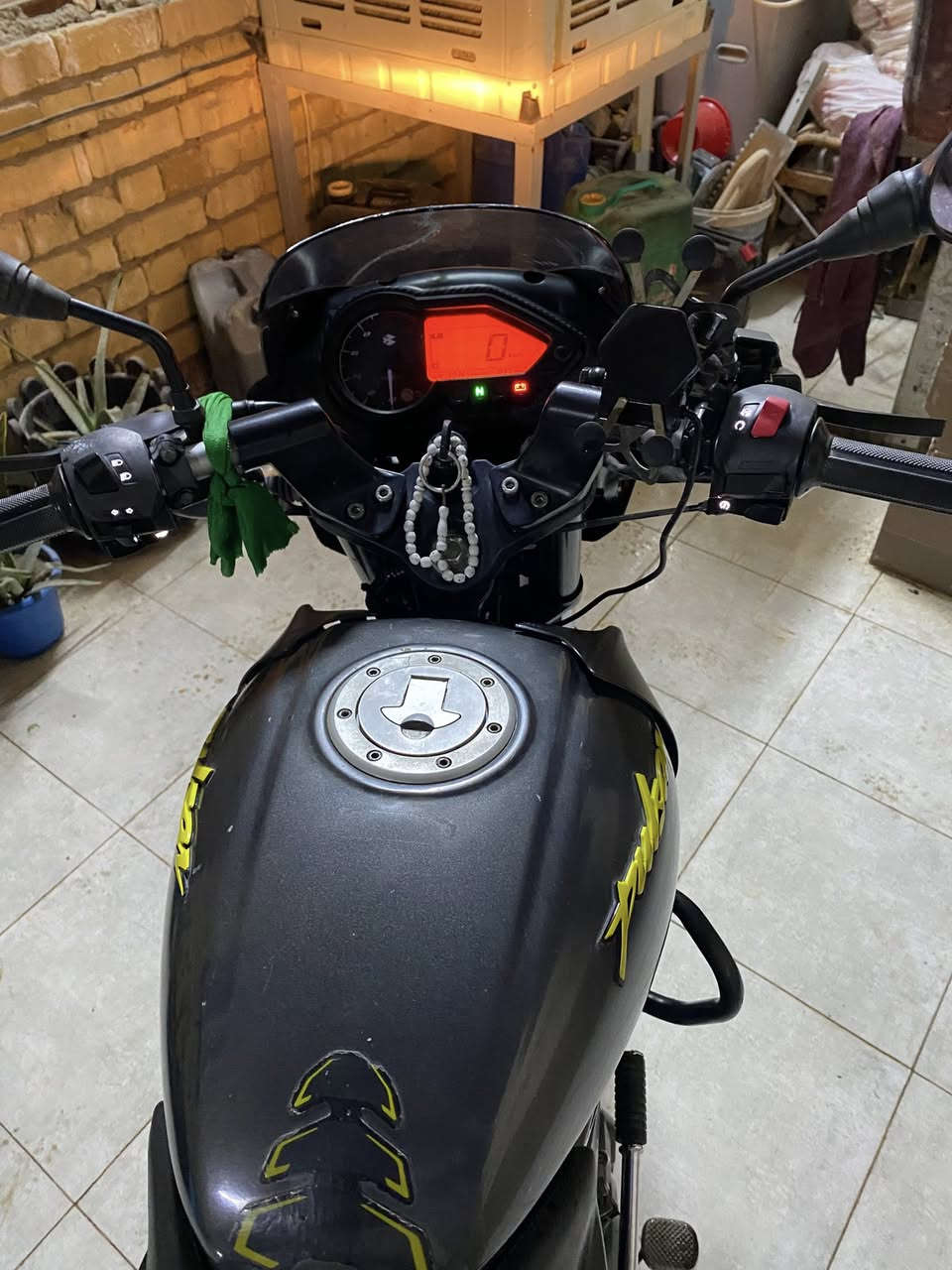 بولسر للبيع موديل 21 مرقمه وسنويه ثاني يوم احولك دراجه حلوه ونضيفه  ماشيه 30000للستفسار خاص او تصال ع رقم ***********
سعر مليونين
