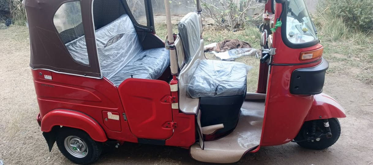 سلام عليكم تكتك للبيع موديل 2024 كفاله عامه كشره ومكينه .. وكيل سيد وسام . المكان المجر الكبير للاستسفار الاتصال على الرقم ***********
