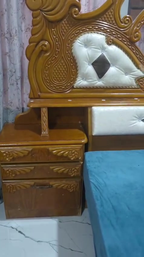غرفه البيع نقص زوي ٤٧٥الف وبيامجال ***********
