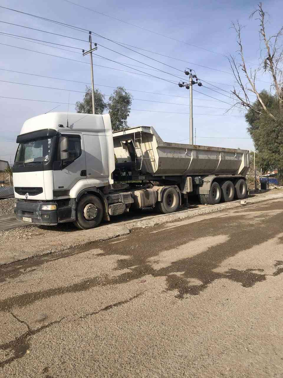 ڕینۆ 2001 بەس کەلە تەبرید بۆیلەر  حەجم٤٢٠ئەنجکتەر 
هاڤ مەزبوت کارەبای بەشەرت تەنکەری لەسەر رەبتە حازرە بۆ لیکردنەوە  گێرومەکینەو هەمو گیانی بەشەرت شوێن عەربەت
***********
١٠٥گەلاو مەجال
