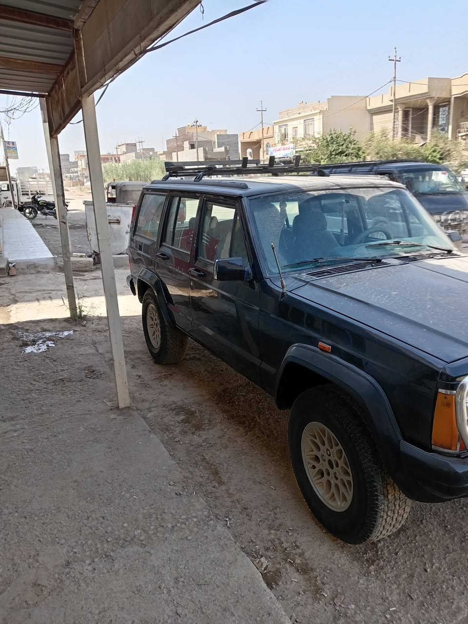 سلام عليكم جيب شخاطة موديل ١٩٩١
رقم ديالئ انكليزي بئسمي مكينة مال بطة ٢٥٠٠ كير اوتوماتيك  مكينة وكير وكسل جدد  داخلهة رصاصي 
تبريد شغال كهربائيات كلهة شغالة كشنات كهرباء
مصبوغة عام الجمالية  سعر 50 بيهة مجال مكان ديالئ بعقوبة رقم الهاتف ***********

