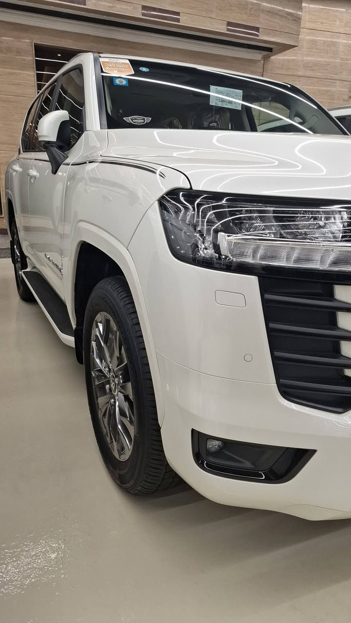 سلام عليكم ....للبيع او نراوس 
لاند كروز موديل 2025 تويوتا العراق ضمان فئة
GXR
محرك 6 سلندر 4000cc تنفس طبيعي السيارة حالة الزيرو ماشية/ ٤٠٠ كيلو
المواصفات
١ بصمة تشغيل
٢. تشغيل عن بعد
٣ . خمس بصمات ابواب
٤. باب خلفي كهرباء
٥.شاشة كبيرة الوجبة جديدة
٦.كشنات كهرباء
٧. ثلاث شاشات ايباد
٨. تحكم ستيرن
٩. فتحة سقف
١٠. ثلاجة
١١.سايد بريك دكمة
١٢. حساس امامي خلفي
...للتوضيححح السيارة تويوتا العراق ضمان
.. العنوان بغداد العامرية.
السعر / ٧٦٠٠٠ وبيها مجال
الرقم ....
***********
***********
