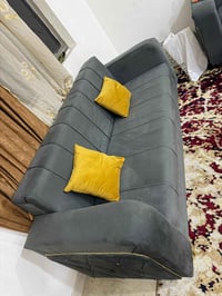 ١٠ مقاعد • مستخدم قليل • الكرادة بغداد