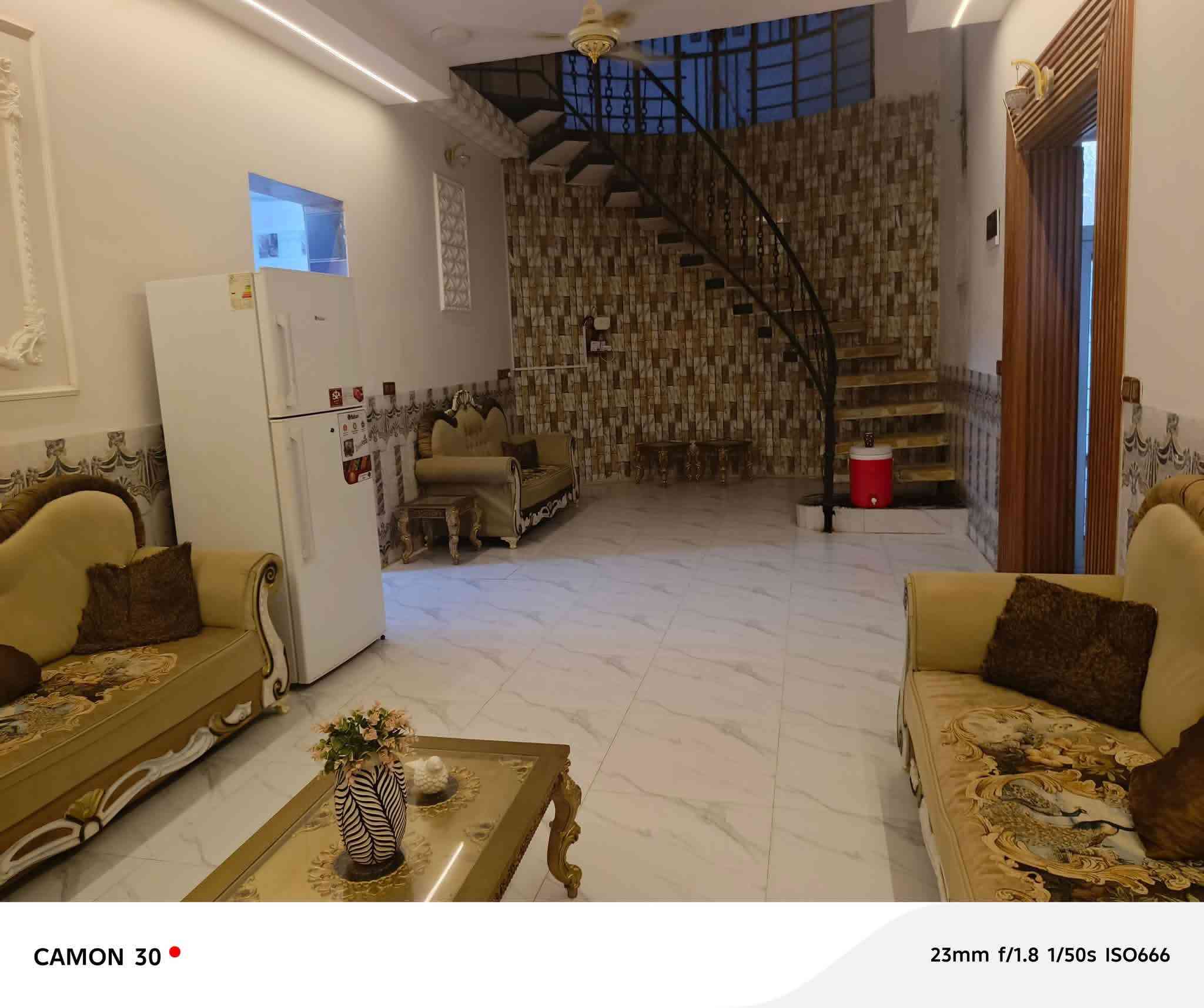 السلام عليكم بيت طابوزراعي للبيع          خلف شقق الزيتون 💥                        💢مساحه البيت 500متر 🌹                غرفتين صاله مطبخ حار اوبارد                  💥براني 13متر 💯                           السعر 82👉مليون بي مجال               مراجعه مكتب 🌹السجاد للعقار ✨     سيداحمدالذبحاوي *********** 📞
