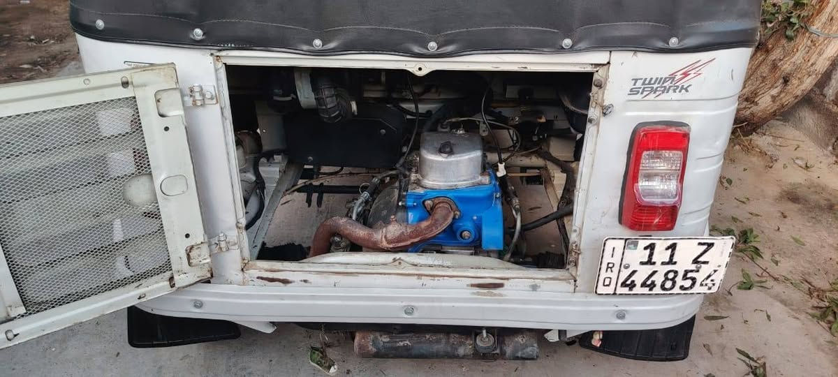 السلام عليكم تكتك للبيع موديل 20 بيها بارد بليسرى ودوس معمره مكينه مجفته تجفيت مظبوط التكتك خير من الله سنويه جديده ورقم انكليزي بغداد شرط التحويل مكاني بغداد بوب الشام رقم الهاتف *********** السعر 6 ونص وبيها مجال
