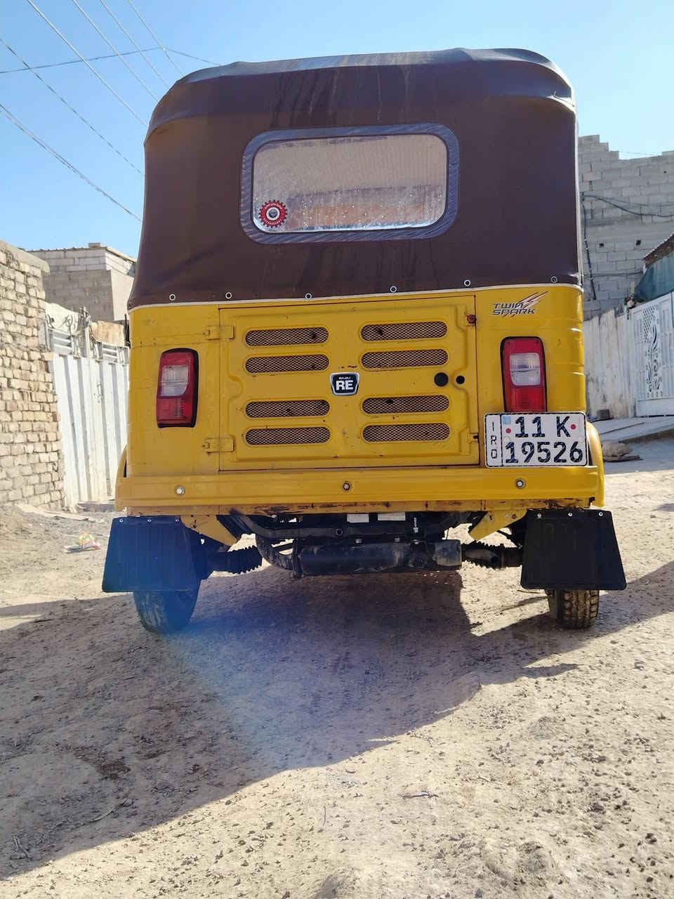 السلام عليكم تيك توك للبيع بلاديه موديل 19 شهر 12 رقم بغداد السعر ٦٥٠٠ وبيها مجال ***********
