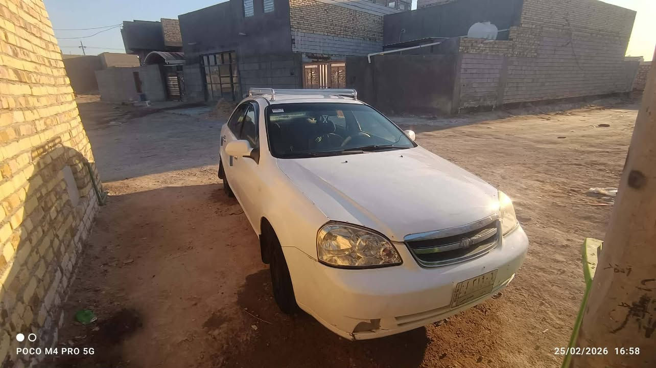 السلام عليكم اوبترا 2004 كير عادي سيارة جاهزة تبريد ثلج كير مكينه حداديه تخم تاير لون ابيض سيارة راعيه موجود مداور ثاني يوم بدلت جامه واريد اداورهه بس مافارغ غرفه نضيفه عنوان ديوانية حي الفرات للاستفسار *********** بيع او مراوس
