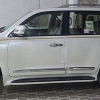 (لاندكروز 2012 بريم) رقم بغداد بسمي تحويل مباشر  سياره بيها غطعه تبديل...