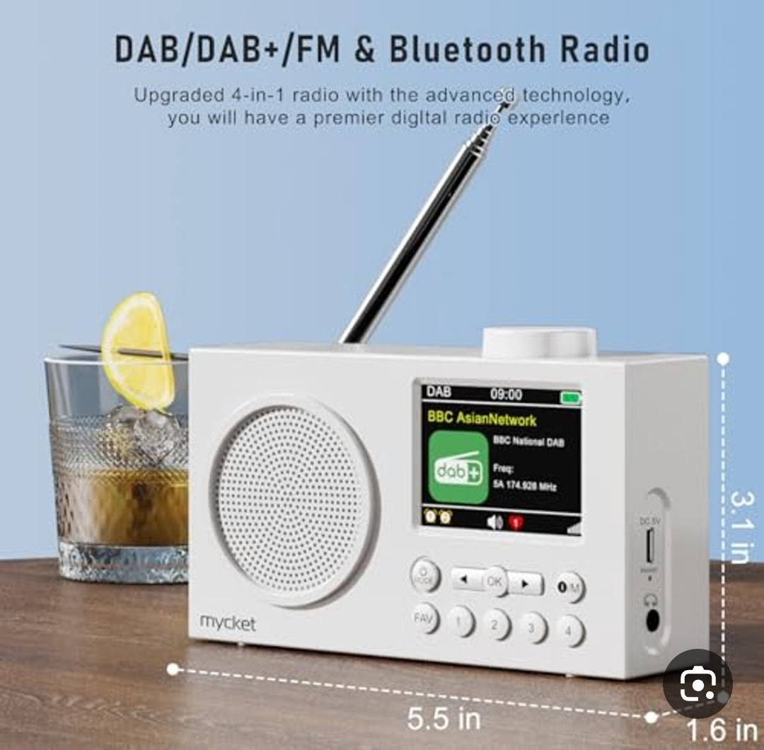 📻✨ راديو رقمي محمول – Mycket HS-D009 ✨📻
🔹 يدعم DAB/DAB+ و FM مع خاصية RDS
🔹 اتصال بلوتوث 5.0 لتشغيل الموسيقى لاسلكياً
🔹 شاشة ملوّنة 2.4 إنش لعرض القنوات والمعلومات
🔹 بطارية ليثيوم 2200mAh قابلة للشحن عبر USB 🔋
⏱️ تشغيل حتى 12 ساعة – شحن كامل خلال ساعتين ونصف
🔹 إمكانية تخزين حتى 40 محطة (20 DAB + 20 FM)
🔹 منبّهان مستقلّان + مؤقّت نوم للنوم على صوت هادئ
🔹 مخرج سماعات 3.5mm 🎧
🔹 حجم صغير ووزن خفيف – مثالي للرحلات والاستخدام اليومي
---
✅ مميزاته:
صوت رقمي واضح ونقي
تصميم أنيق وسهل الحمل
بطارية تدوم لساعات طويلة
مناسب للسفر والمنزل والعمل


**إذا كنت صاحب هذا الإعلان وتريد حذفه لأي سبب، رجاءا أرسل رسالة إلى الدعم الفني**