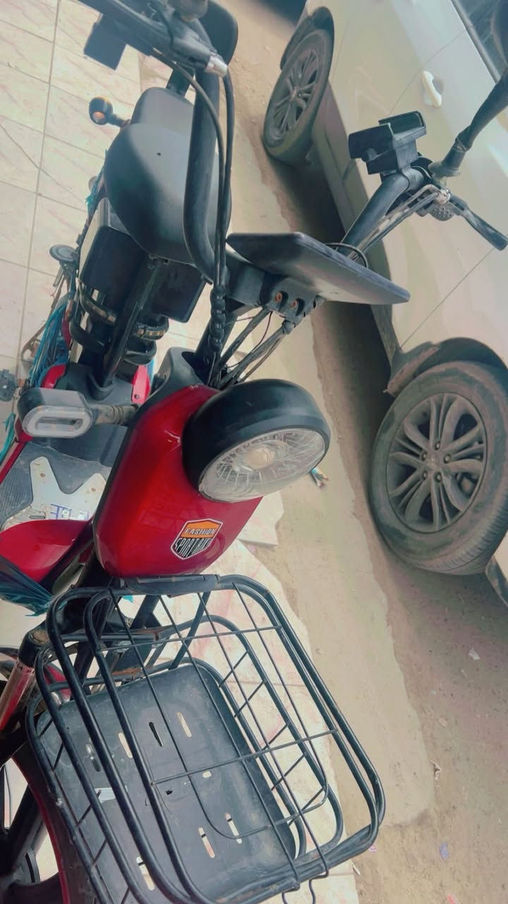 السلام عليكم دراجه شحن  استعمال شهرين  نضيفه حيل للبيع ب300وببه مجال   مكاني حله مركز


**إذا كنت صاحب هذا الإعلان وتريد حذفه لأي سبب، رجاءا أرسل رسالة إلى الدعم الفني**