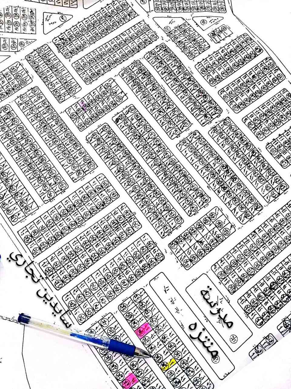 أرض للبيع في اراضي الكهرباء مقاطعة 43. موقع مميز جداً مقابل المدرسة والمنتزه وخلف سايدين التجاري
مساحة 126 متر واجهة 6 متر 
سند ملك صرف شرط التحويل 
سعر 19 مليون 
للاستفسار الاتصال على الارقام :
***********
***********
***********
