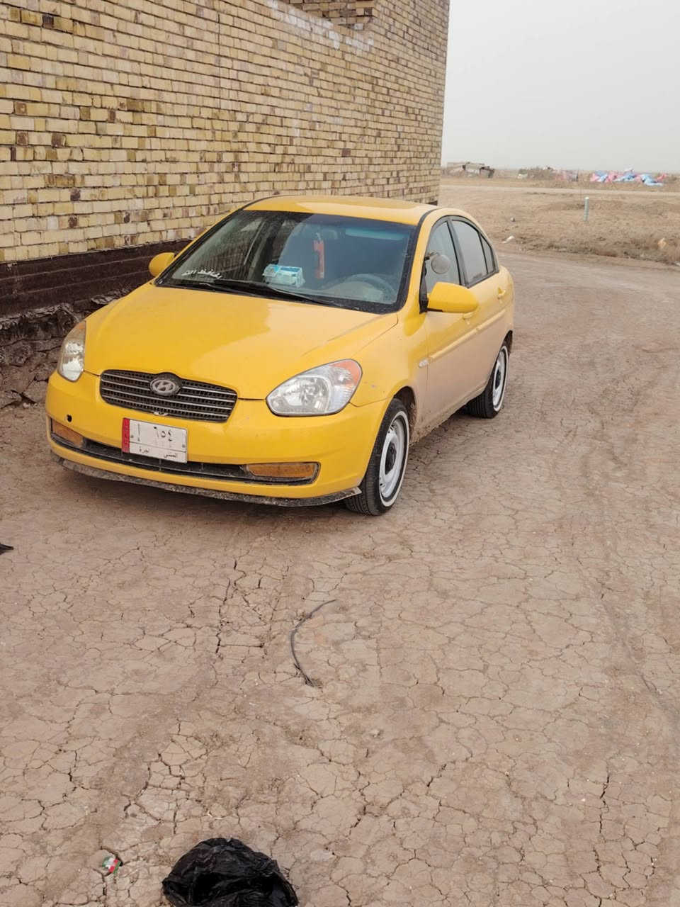 السلام عليكم اخوان اكسنت 2008 سياره جديده كير عادي مكينه كير حداديه كهربائيات كلهه جاهزه تخم تاير من والى 
ترايك للبصره السعر 70 وبيهه مجال حك الجيه مكان السياره السماوه قضاء الهلال مراوس اعتذر الاستفسار اتصال علرقم ***********
