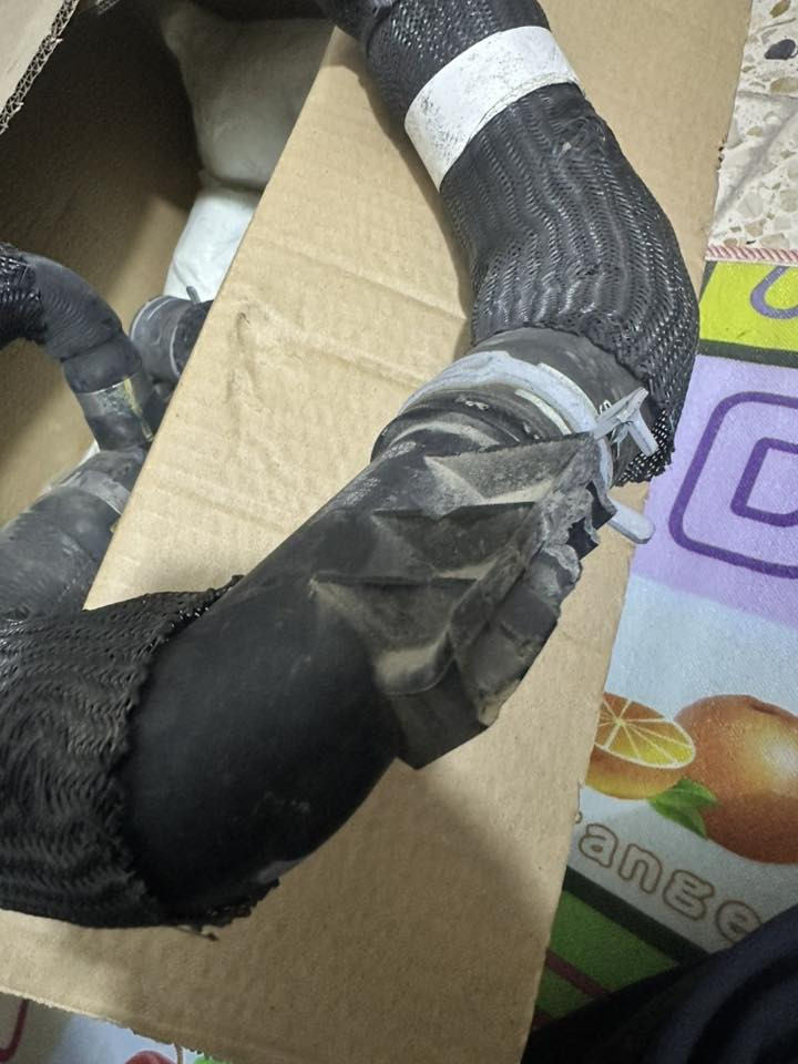 السلام عليكم غراض جيب هايبرد للبيع ***********
