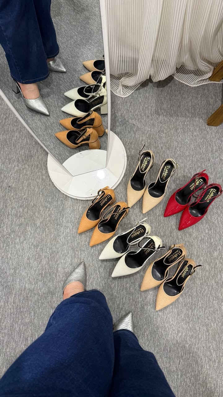 كعب العيد 🧺🎀🎀🎀♥️
سعر القطعتين 25 الف والتوصيل 5 جميع المحافظات🚙🚙🚙


**إذا كنت صاحب هذا الإعلان وتريد حذفه لأي سبب، رجاءا أرسل رسالة إلى الدعم الفني**