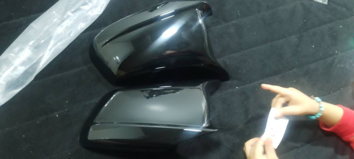 السلام عليكم غراض BMWجديد ما ممسعمل
***********
بغداد
