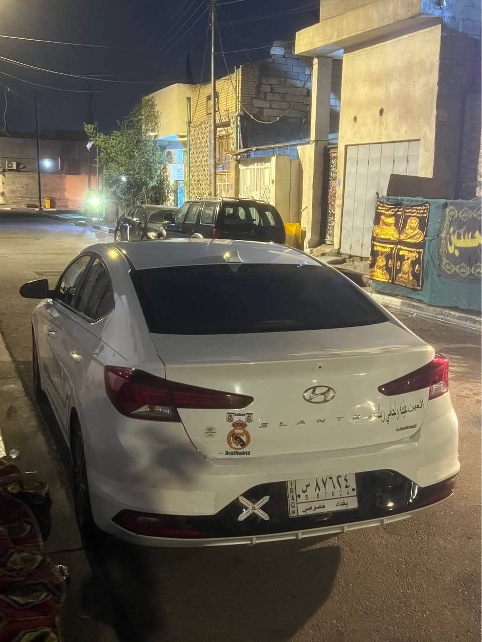 النترا 20 رقم بغداد وارد امريكي ضربته القفل مال البنيد معلك كاصينه وحافت البنيد شويه والجاملخ مبدل ليبل واحد  السياره فول مواصفات 1/1 لمتد  بصمه تشغيل بصمه ابواب كراسي جلد تدفئه بل كشنات شاشه كامره ويلكب تحكم استيرن اشاير بل مرايه مثبت سرعه ثلاث انضمه قياده رادارات جانبيه كير ATالمرغوب  وباقي المواصفات المعروفه محرك 2000 دوش ماشيه 121 جاهزه مكينه  فقط صوت رواجز خفيف كير حداديه تبريد تخم تاير ما بيها اي نقص السعر 125وبيها مجال للشراي للاستفسار الاتصال على الرقم*********** مكاني البصرة  للبيع وللمراوس 

ملاحضه شباب كلشي اكو بل سوك وكلمن سيارتة  الخاصه وسعره الباله فه فدوه اروحلكم الي مايشتري او الي ميعجبه السعر يكتب كلمه حلو وان شاءالله يحصل احسن منهة البصرة, العراق
