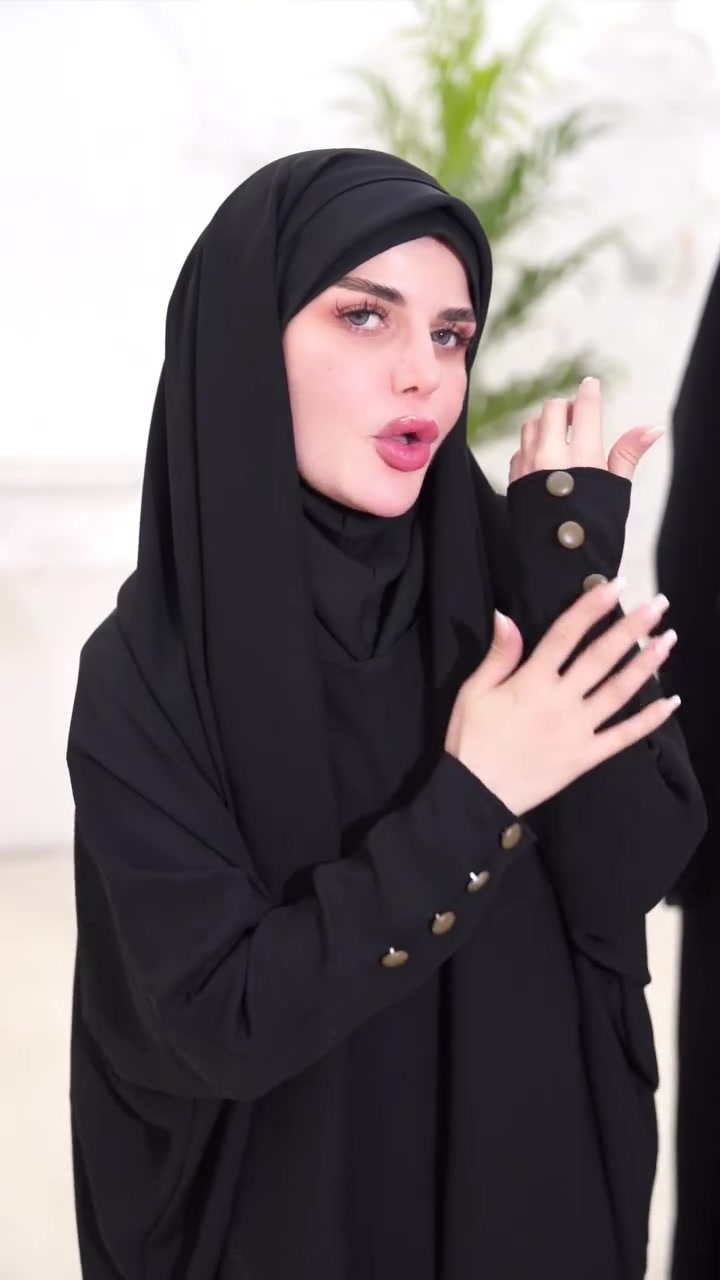 عباية أم الشال... عنوان الهيبة والرقي ✨
إذا تحبين الإطلالة الراقية والعملية بنفس الوقت، فاختيارج يبدأ من هنا. 🤍
تفاصيل فخمة، قماش فاخر، ولمسة أناقة تخلي حضورج يلفت الأنظار بكل مناسبة.
💫 لأن الأناقة موضة... والفخامة أسلوب.
📩 راسلينا للحجز والاستفسار، والكميات محدودة.


**إذا كنت صاحب هذا الإعلان وتريد حذفه لأي سبب، رجاءا أرسل رسالة إلى الدعم الفني**