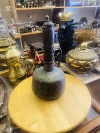 دلة يمنية • نحاس ثقيل • عمر ٨٠-١٠٠ سنة