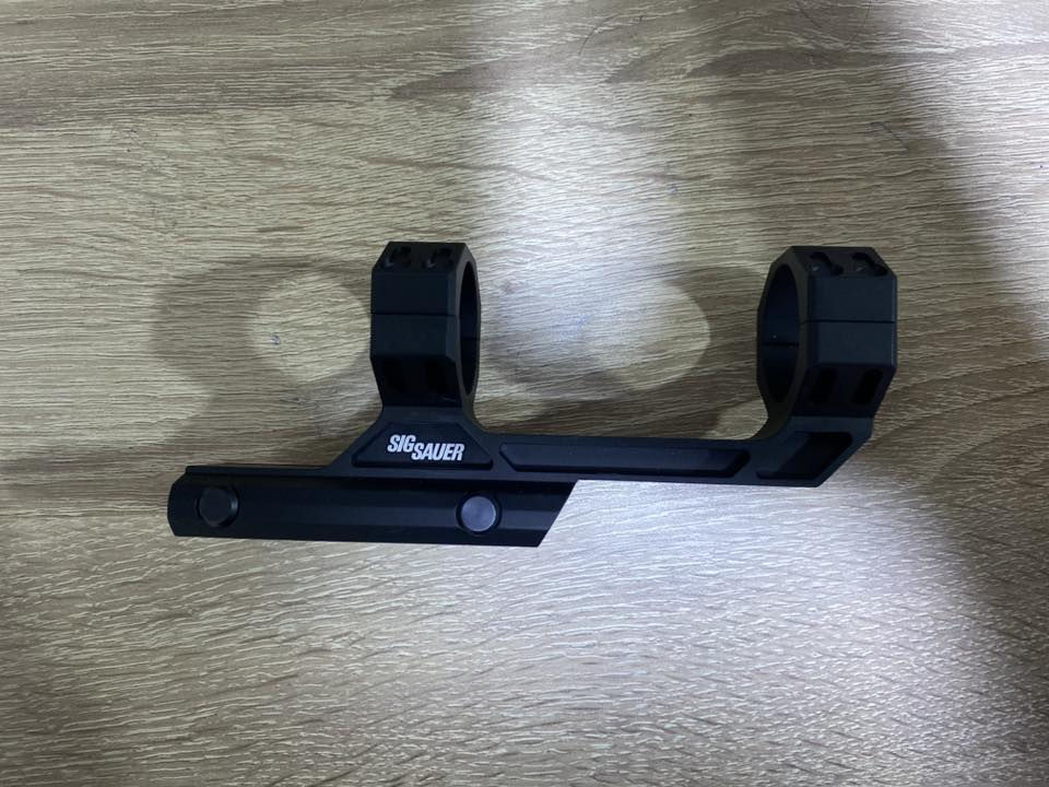 منظار أصلي من شركة SIG Sauer
موديل TANGO-MSR 1-8x24
تواصل والاستفسار /***********
