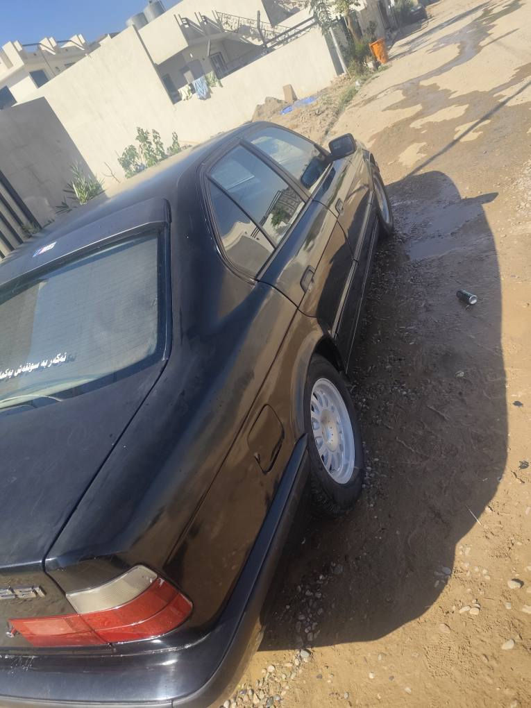 بيئيم525
1992
ئوتو ماتيك محرك 525عدل ته بريد 
بطاقه  ي به نزيني هه يه كيرو مه كينه به شه رت تحويل به شه رت تاي تازه سه نه وي به سه ر جووه
قفل مه ركه زي ته بريد مه ركه زي جام كاره باي ***********تكايه موشته ري نيت سه رمان مه يشينه كركوك, العراق
