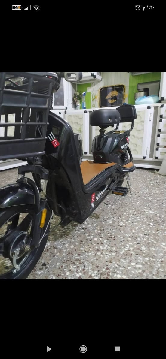 السلام عليكم
دراجه شحن للبيع 

بطاريات جديد شادهن قبل اقل الشهر 

بيه فقط الجاملغ الوره مفطور والامامي مكسور نصه 

دراجه نضيف فوك ماتصور وكاعده 

مكان بابل حله 

سعر 300 وبيه مجال


**إذا كنت صاحب هذا الإعلان وتريد حذفه لأي سبب، رجاءا أرسل رسالة إلى الدعم الفني**