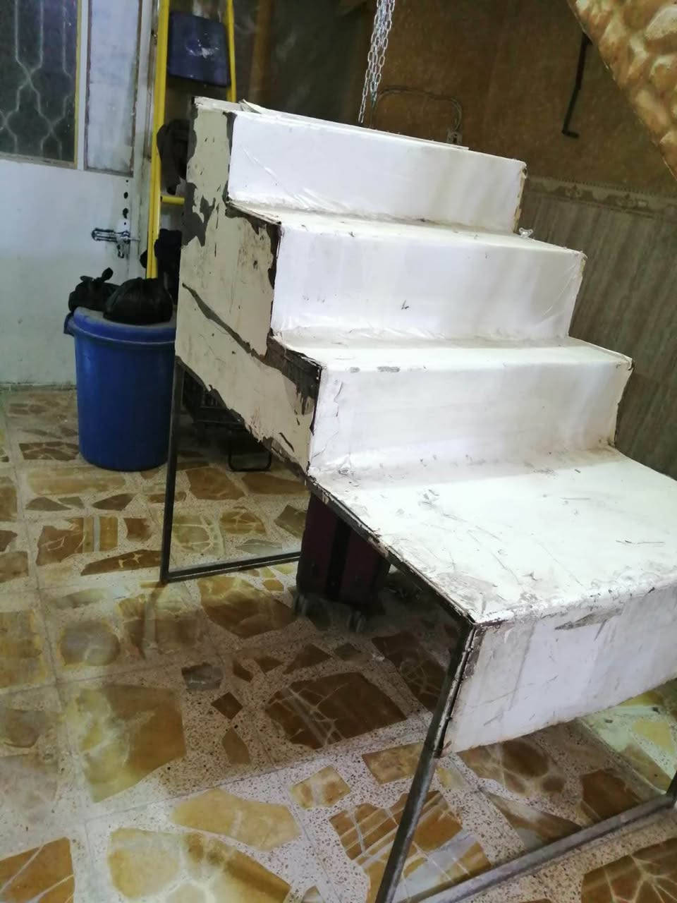 ميز حديد العدد 2
نفس الطول و النزال الاختلاف فقط بل عرض
سعر الواحد على 30 الف
الاول 

العرض83
النزال 122
الارتفاع 130

الثاني 

العرض 75
النزال 122
الارتفاع 130 كربلاء, العراق


**إذا كنت صاحب هذا الإعلان وتريد حذفه لأي سبب، رجاءا أرسل رسالة إلى الدعم الفني**