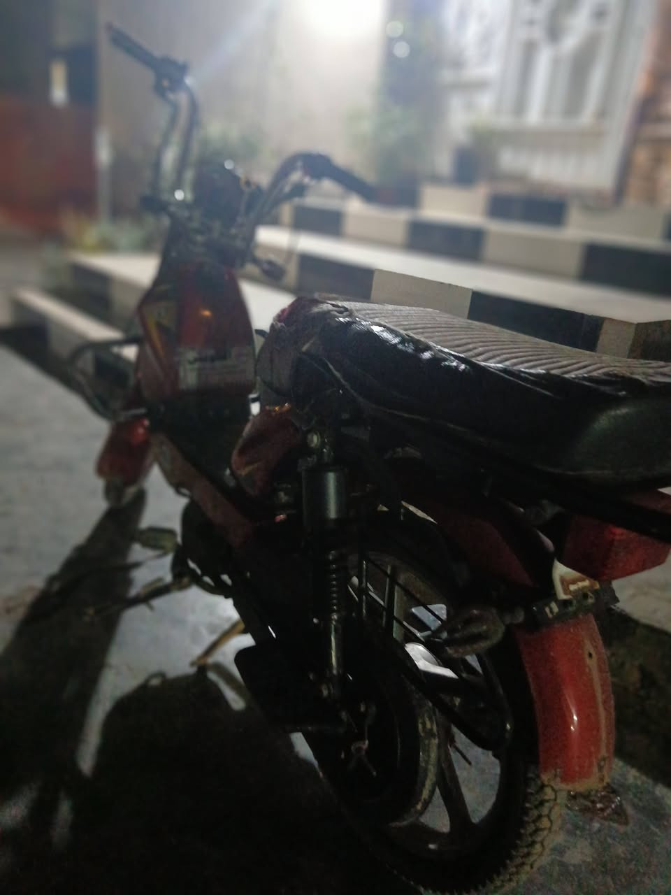 سلام عليكم موطور للبيع سعر 450 رقمي ***********
